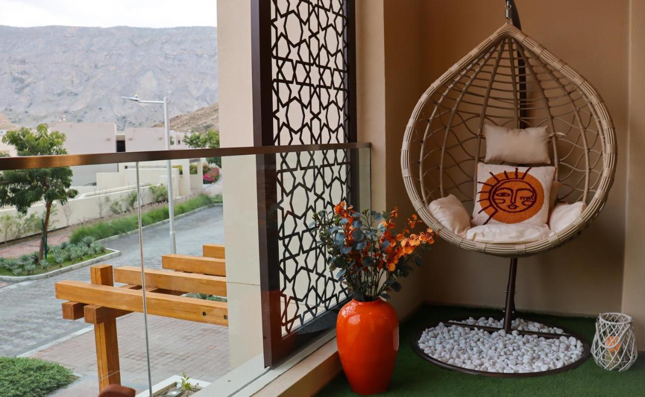 Stylish Apartment With A Jacuzzi Muscat Ngoại thất bức ảnh
